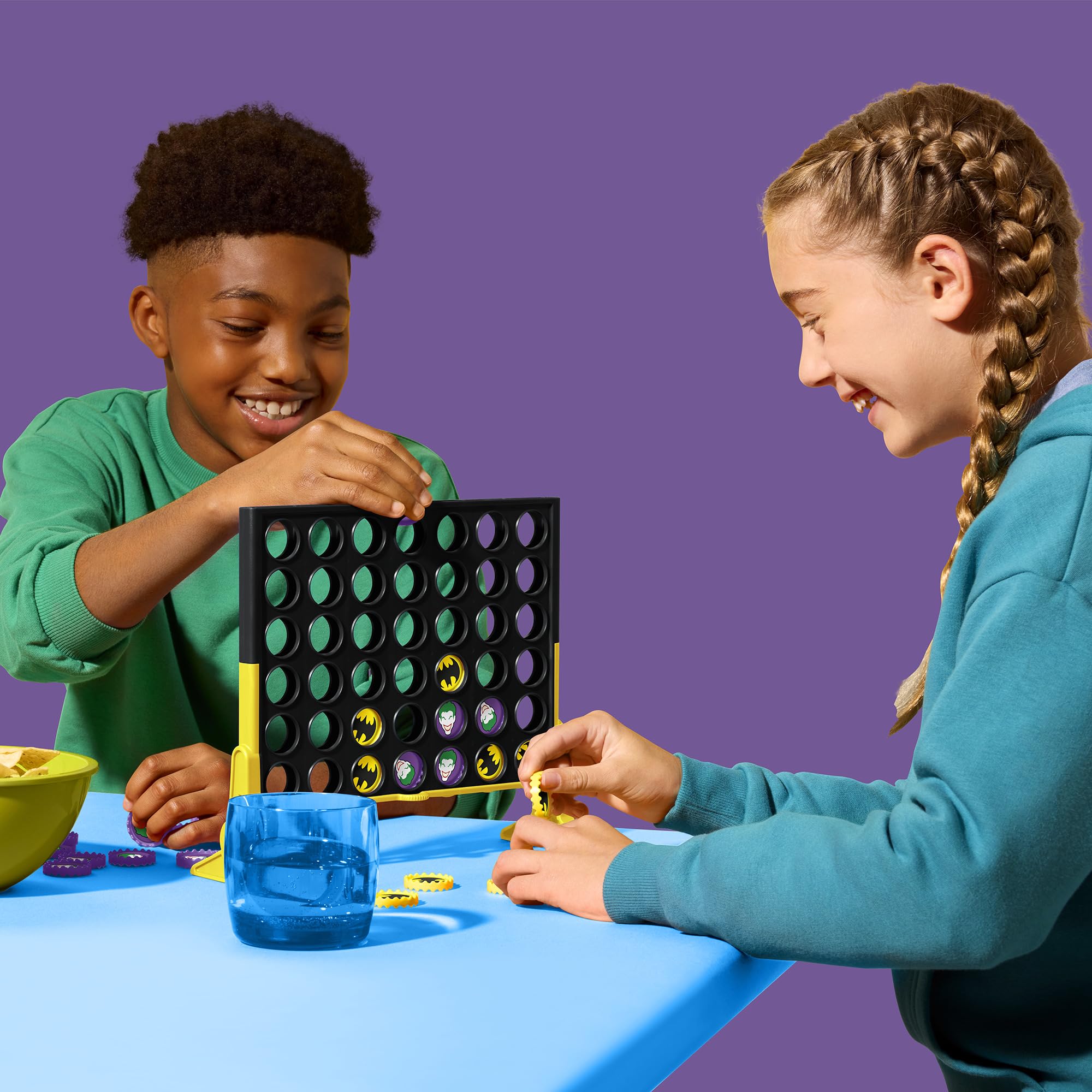 Connect 4 Batman Game | Batman-Themed 4 in a Row Game | Ages 6 and Up| for 2 Players | Strategy Board Games for Kids and Families (Amazon Exclusive) - Image 7