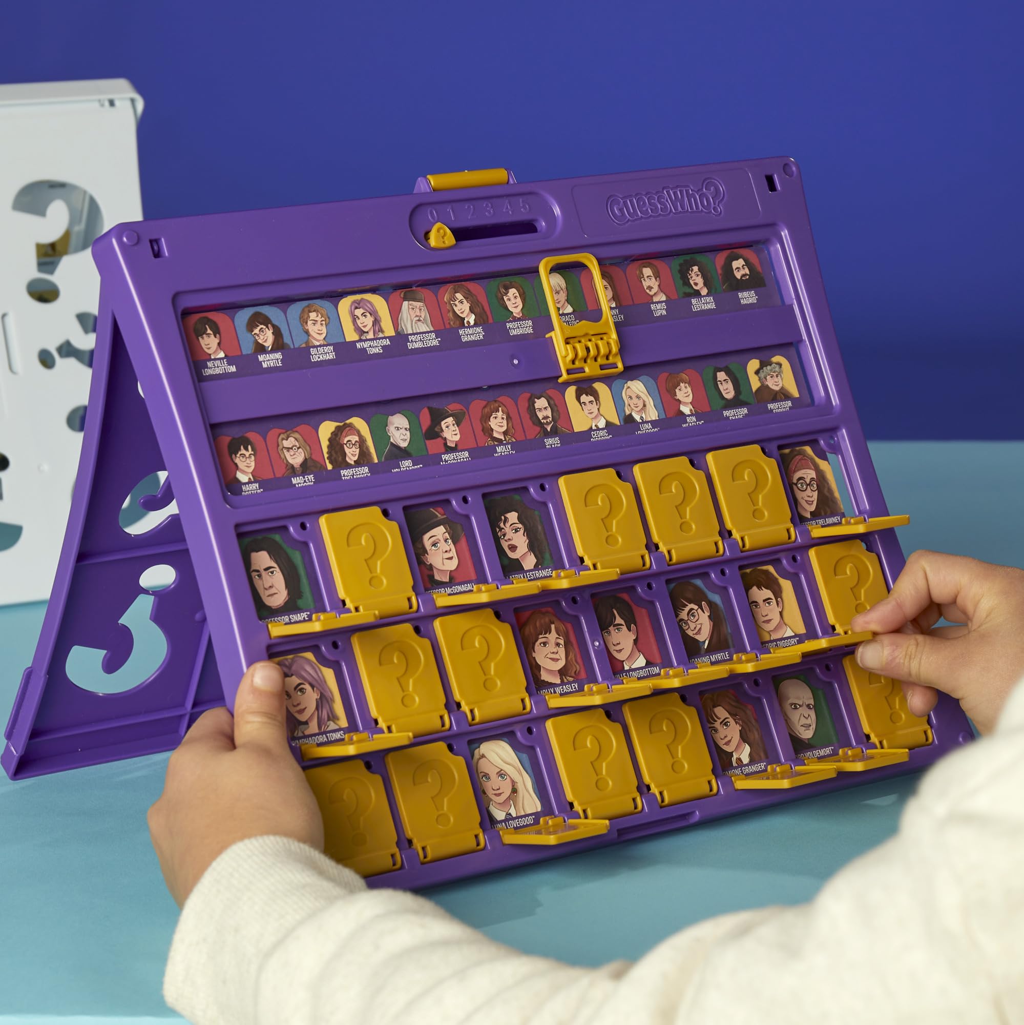 Guess Who? HARRY POTTER Edition Board Game | Ages 6 and Up | 2 Players | Fun Games for Kids and Preschoolers | Family Gifts (Amazon Exclusive) - Image 7