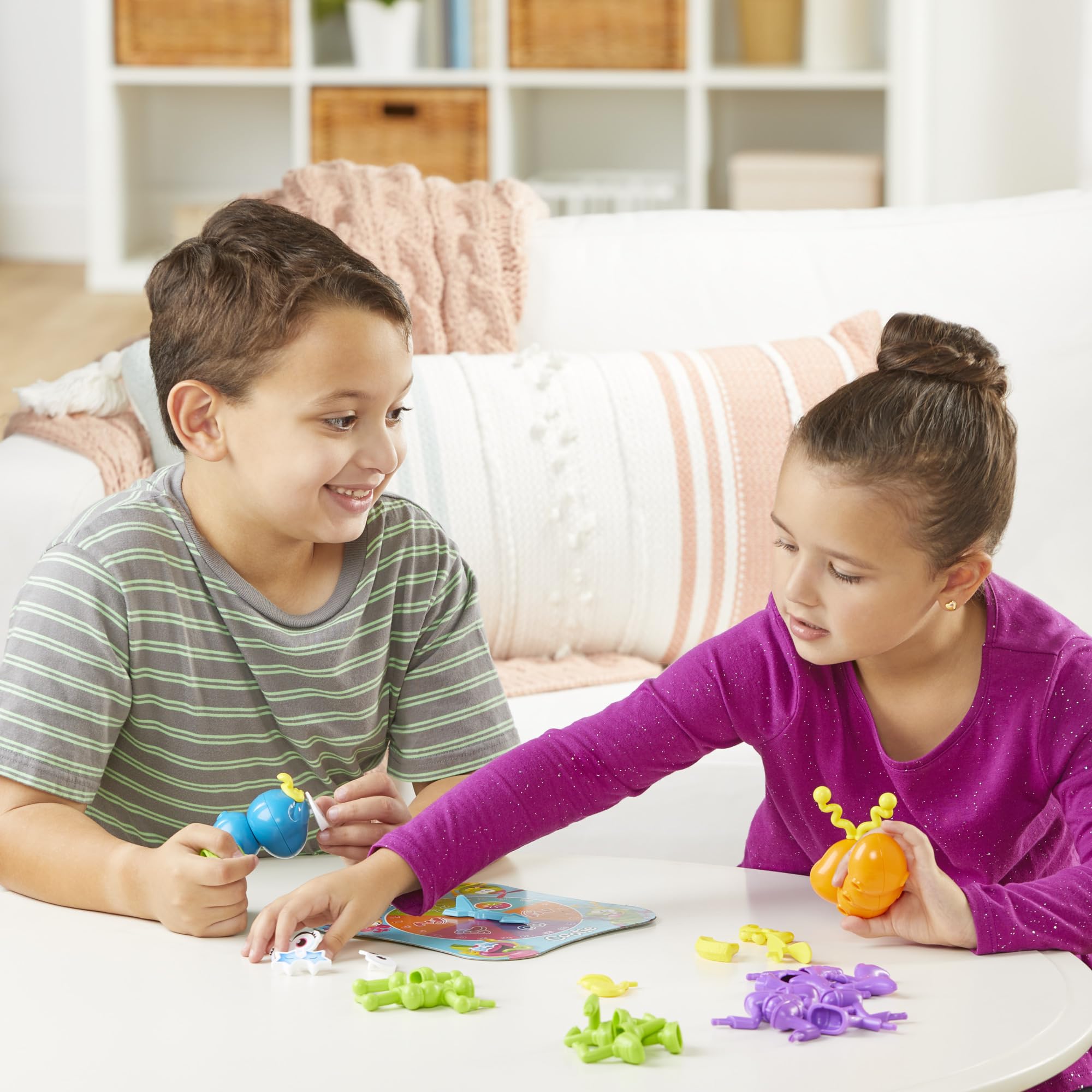 Hasbro Gaming Cootie Mixing and Matching Bug-Building Game | 2-4 Players | Easy Preschool Board Games | Easter Basket Gifts for Boys and Girls| Ages 3+ - Image 6