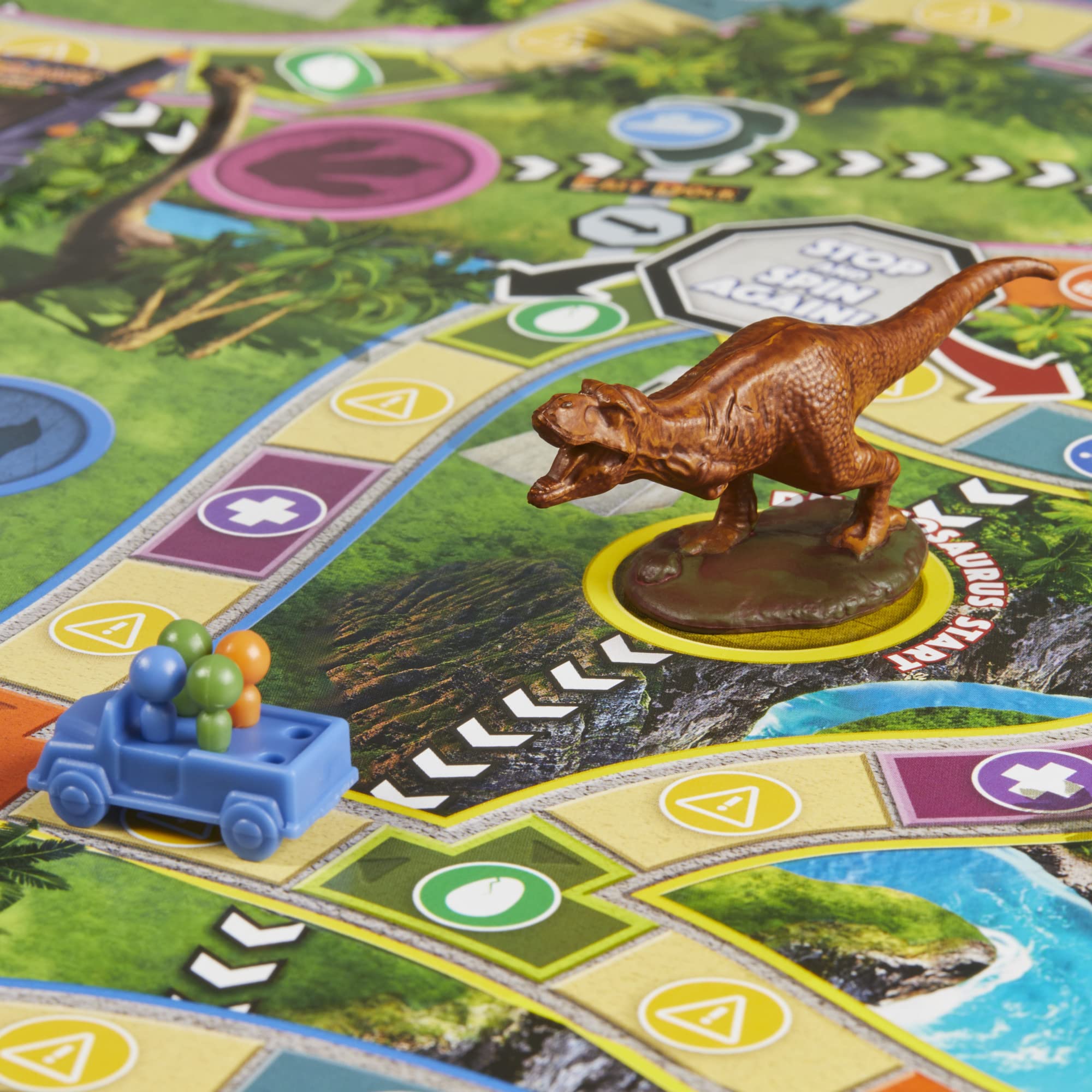 Hasbro Gaming The Game of Life Jurassic Park Edition, Family Board Game for Kids Ages 8 and Up, Inspired by The Original Hit Movie - Image 6
