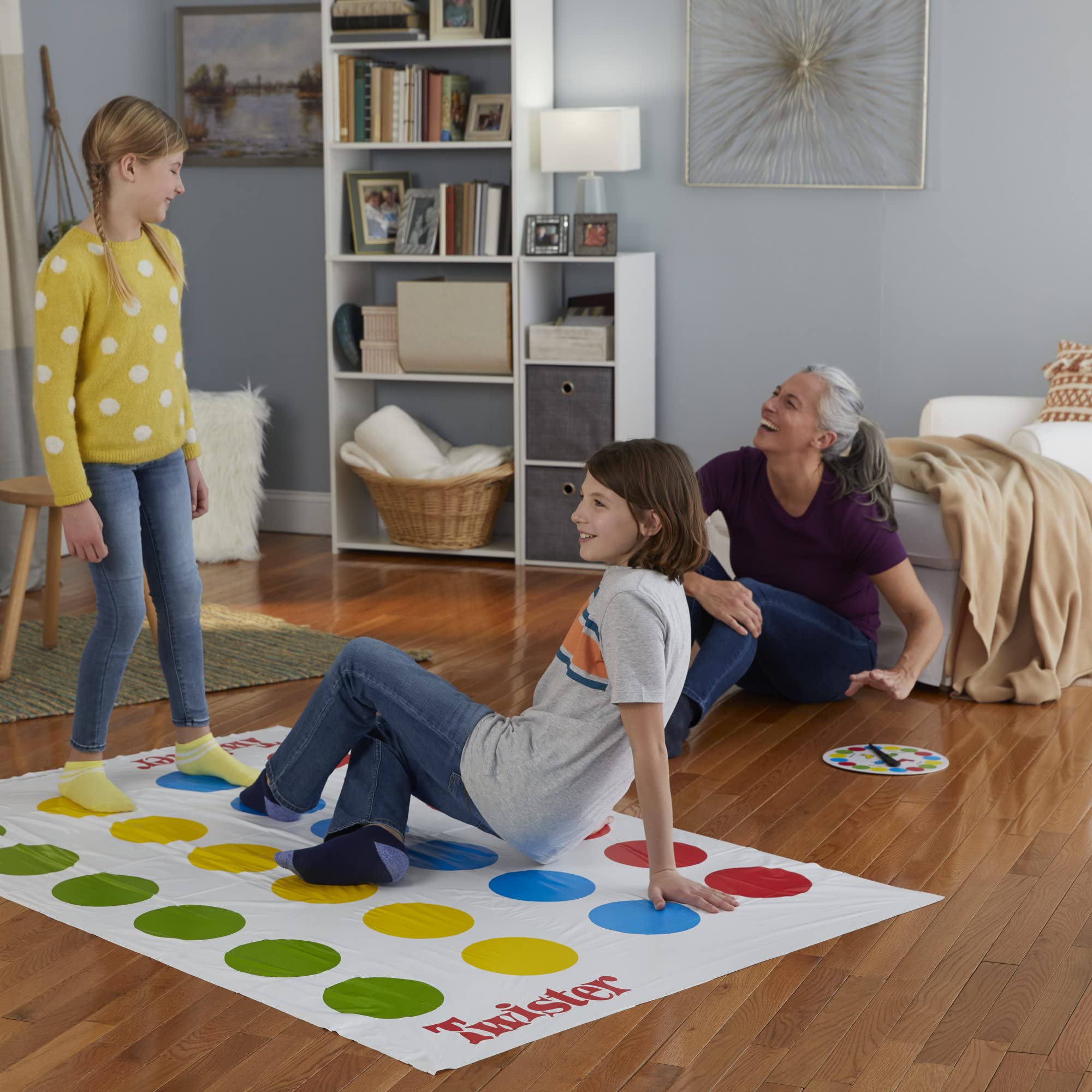 Hasbro Twister Party Classic Board Game for 2 or More Players,Indoor and Outdoor Game for Kids 6 and Up,Packaging May Vary - Image 9