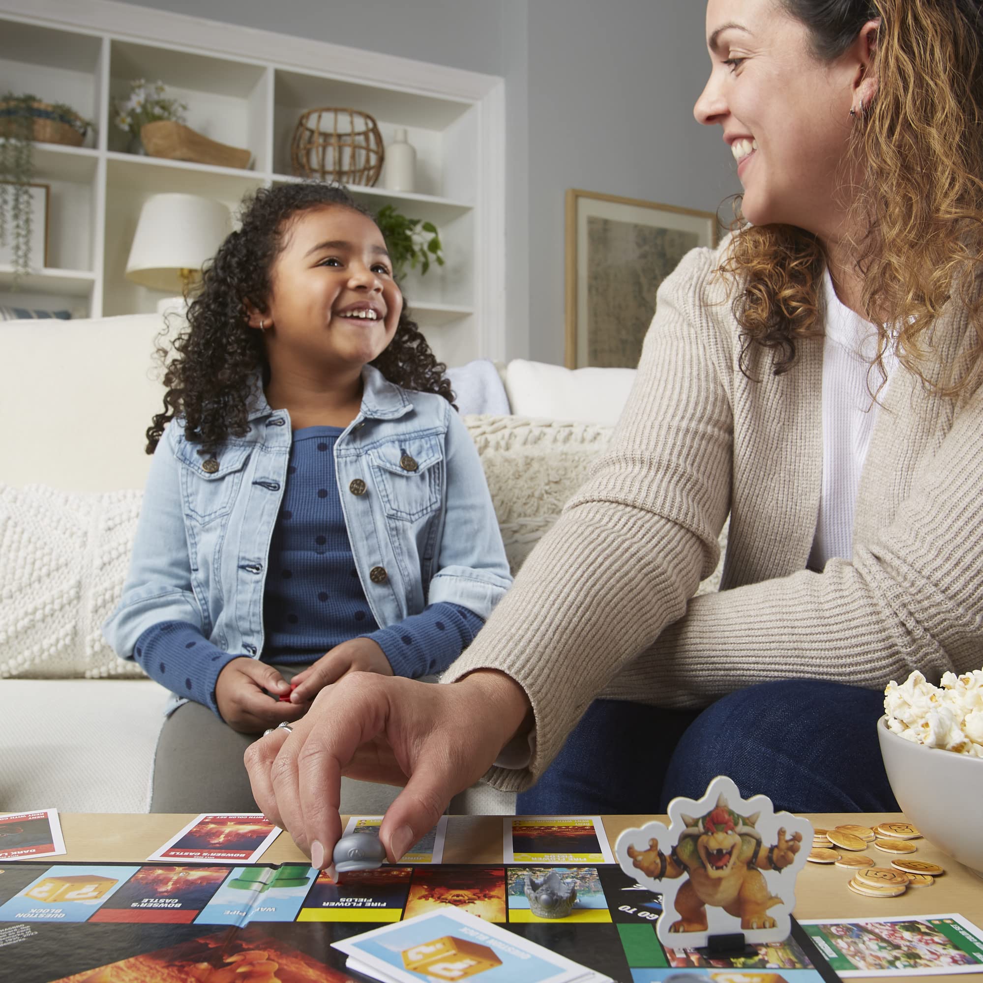 Monopoly The Super Mario Bros. Movie Edition Kids Board Game, Family Games for Super Mario Fans, Ages 8+ (Amazon Exclusive) - Image 10